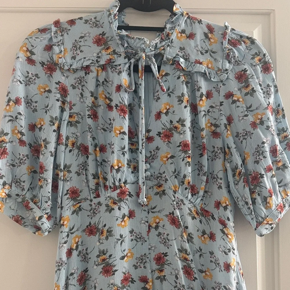 Olivaceous Light Blue Floral Tie-Neck Mini Dress - Picture 2 of 7